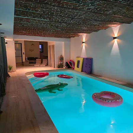 L Oasis De Detente - Le Cocon - 4 Personnes Avec 1h D Acces A La Piscine Privee Et Terrasse Amenagee Par Nuit Reservee - Climatisation - A 2km De Pairi Daiza 아파트 부흘리테